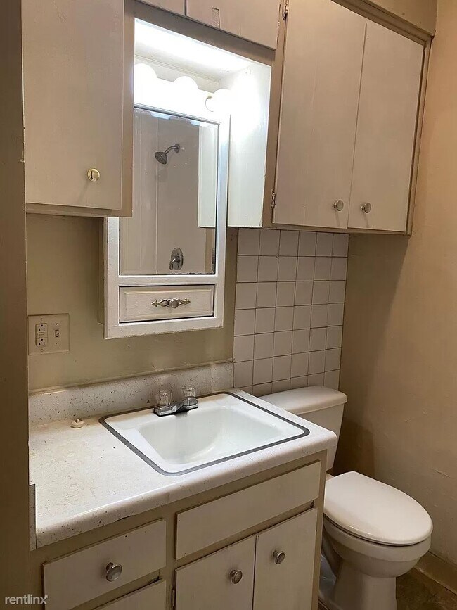 Building Photo - 3 br, 2 bath House - 3525 56th St