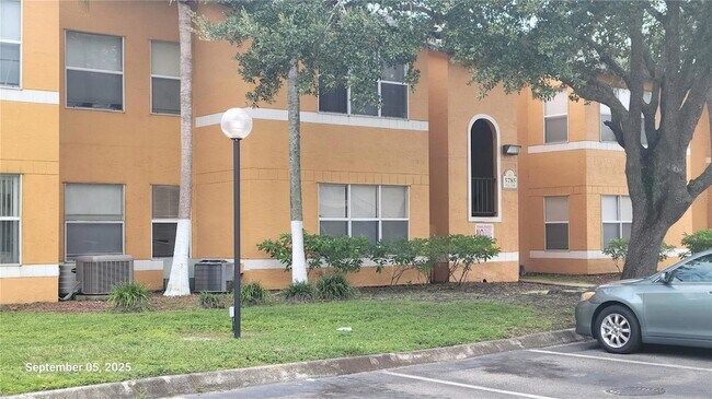Foto del edificio - 5785 Gatlin Ave