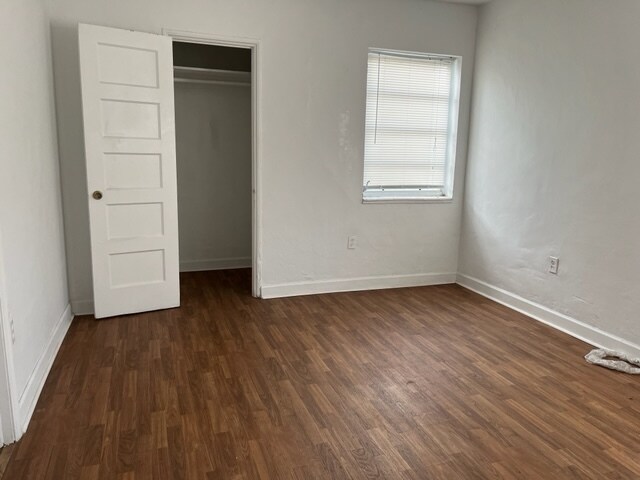 Primary Photo - 6970 Carlyle Ave