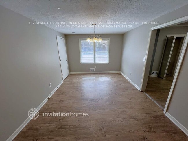Building Photo - 35 Circle Creek Dr