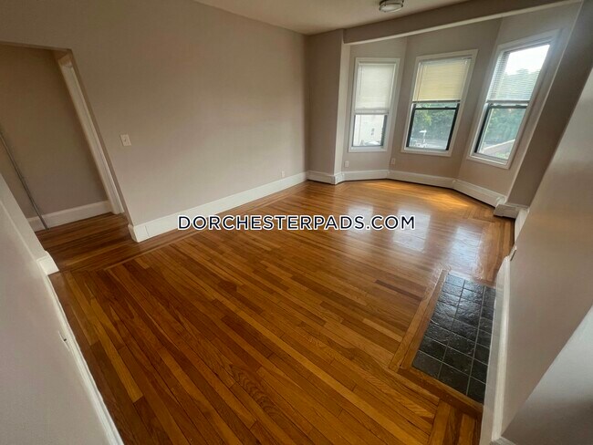 Foto del edificio - 315 Blue Hill Ave