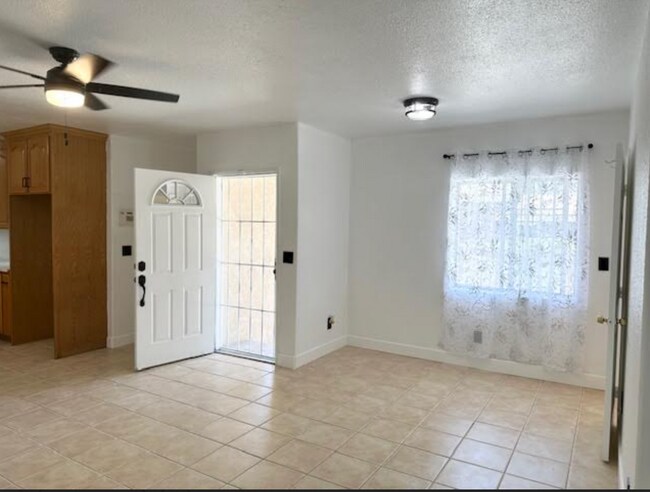 Open Concept - 711 W Spruce St