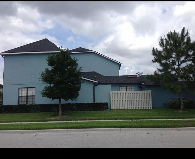 13731 Beauregard Pl, Orlando, FL 32837 Townhome Rentals in Orlando FL