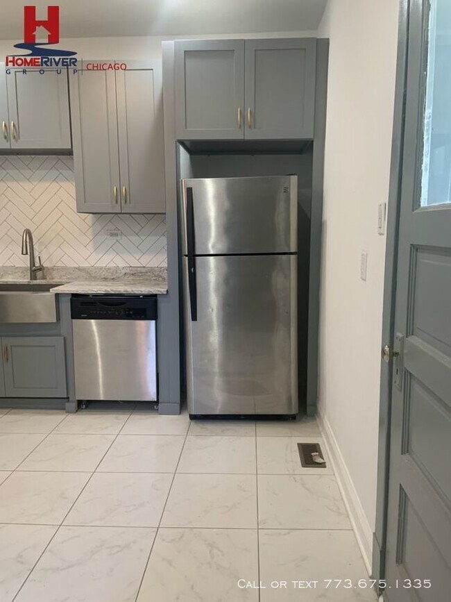 Foto del edificio - 7746 S Drexel Ave