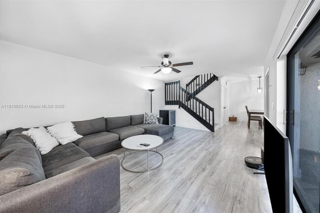 Foto del edificio - 11913 SW 11th Ct