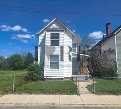 Building Photo - 76 Rodgers Ave