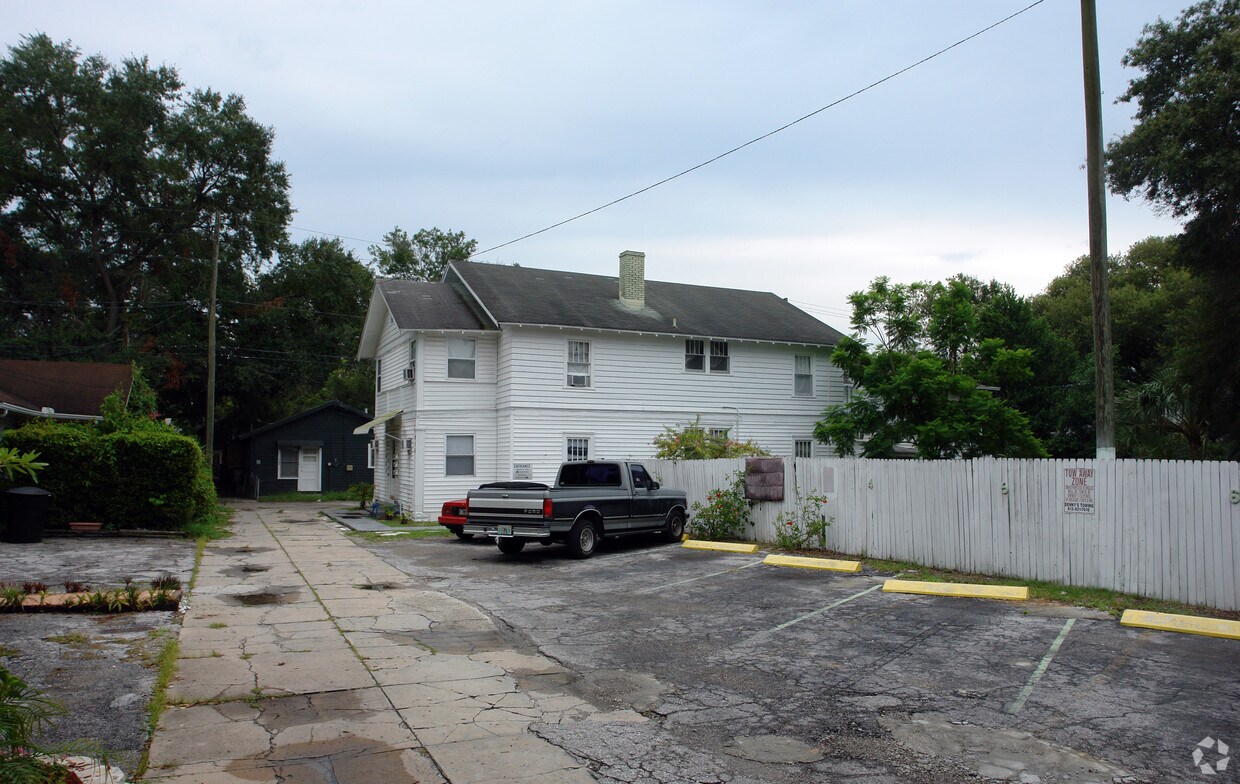 Primary Photo - 916 13th Ave N