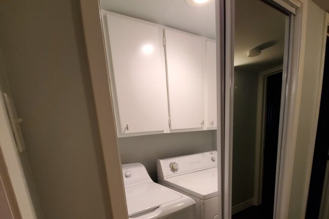 Foto del edificio - 8417 Hearth Dr