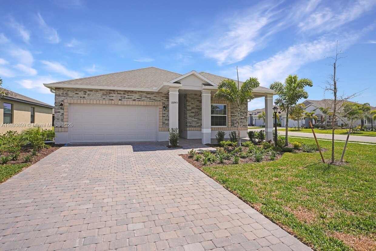 Primary Photo - 16845 Cayo Key Dr