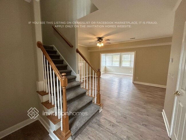 Building Photo - 4399 Beacon Hill Dr SW