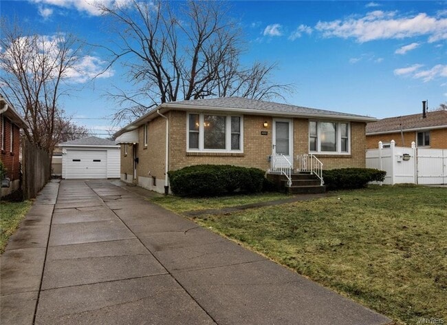 Brick Ranch - 4867 N Bailey Ave