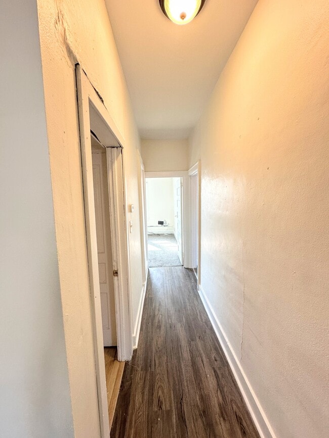 Building Photo - 156 Brownsville Rd