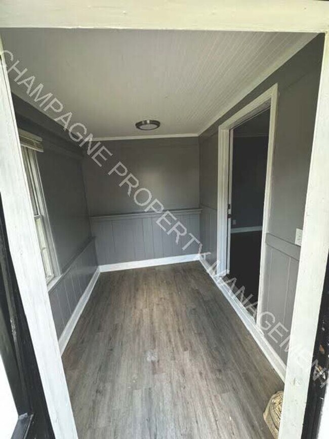 Foto del edificio - Fully updated home in KC