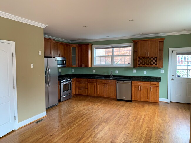 Foto del edificio - 701 10th St NE