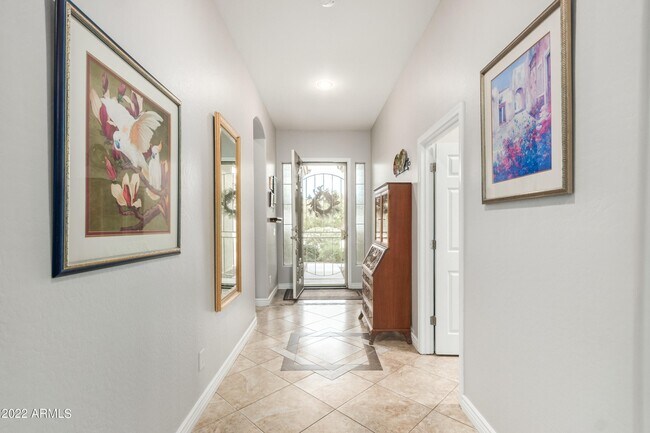 Entrada - 10433 W Carlota Ln