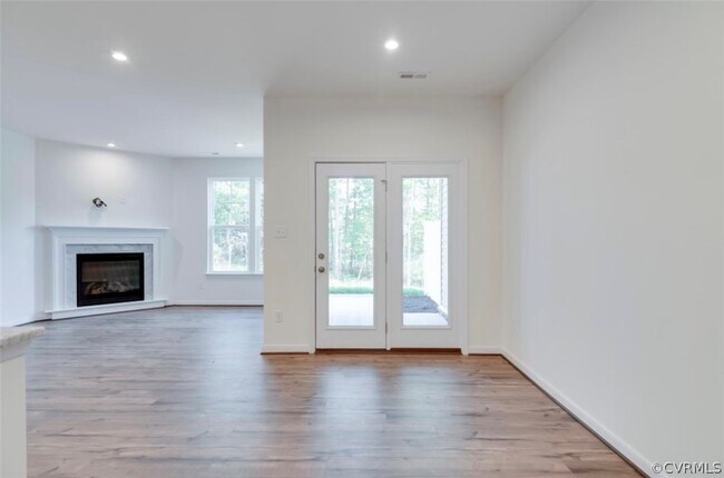 Building Photo - 18364 Palisades Ct