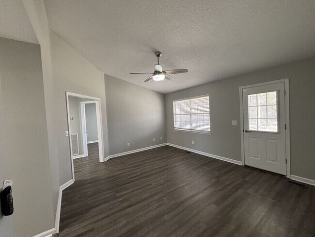 Building Photo - 88 Cedar Tree Ln
