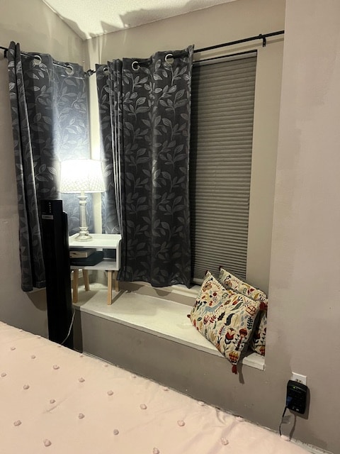 Foto del edificio - 23130 Dover Dr