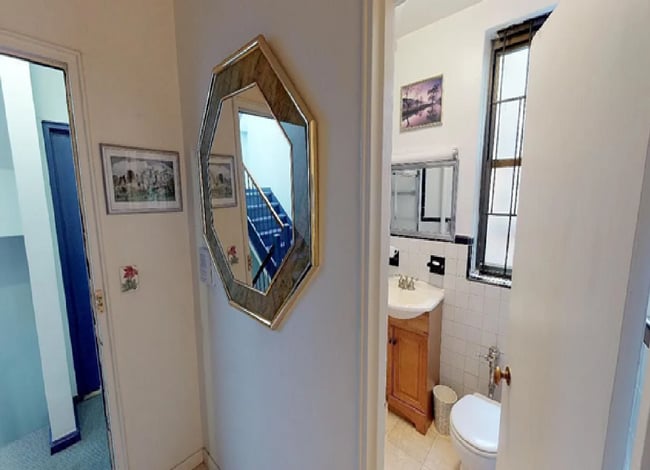 Building Photo - Spacious 1-Bedroom Loft-Style Apartment