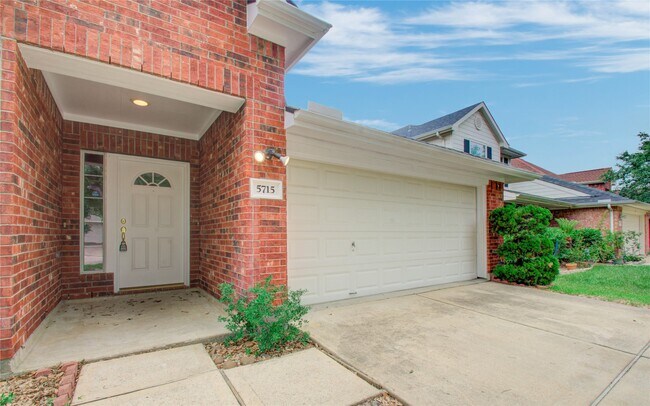Foto del edificio - 5715 Afton Ridge Ln