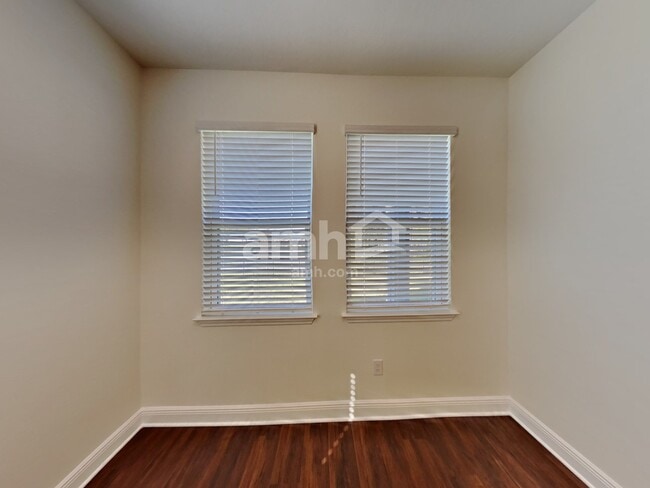 Building Photo - 6237 Emerald Hls Wy