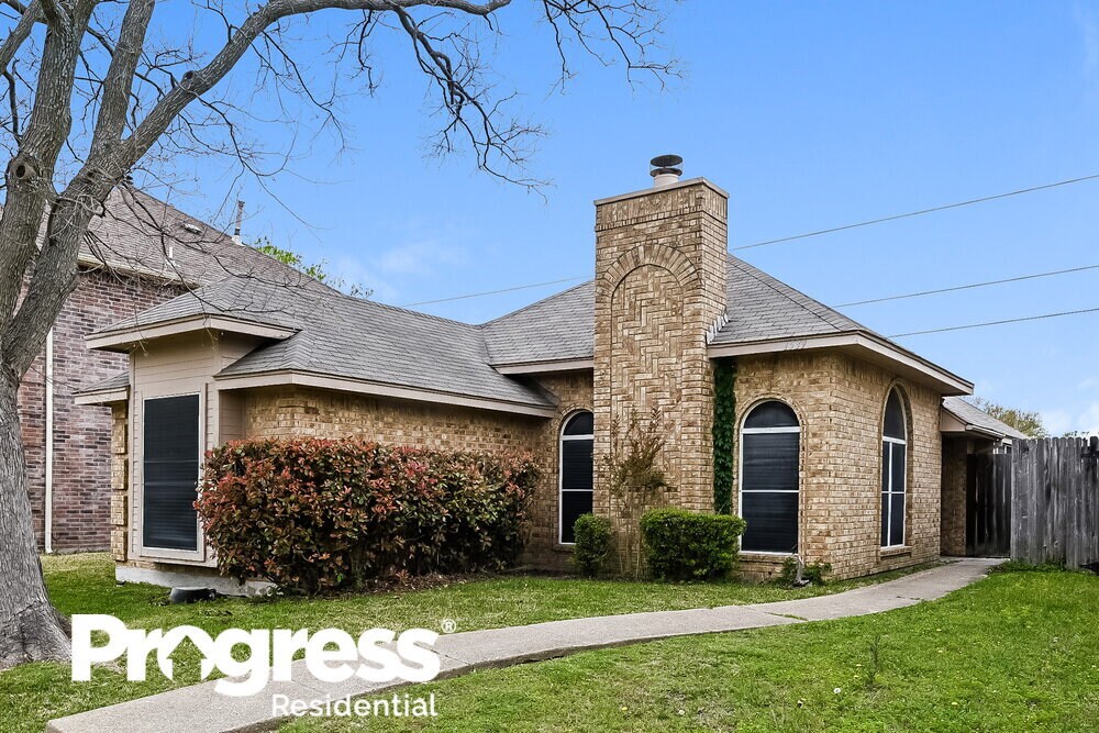 Primary Photo - 1539 Forest Creek Cir