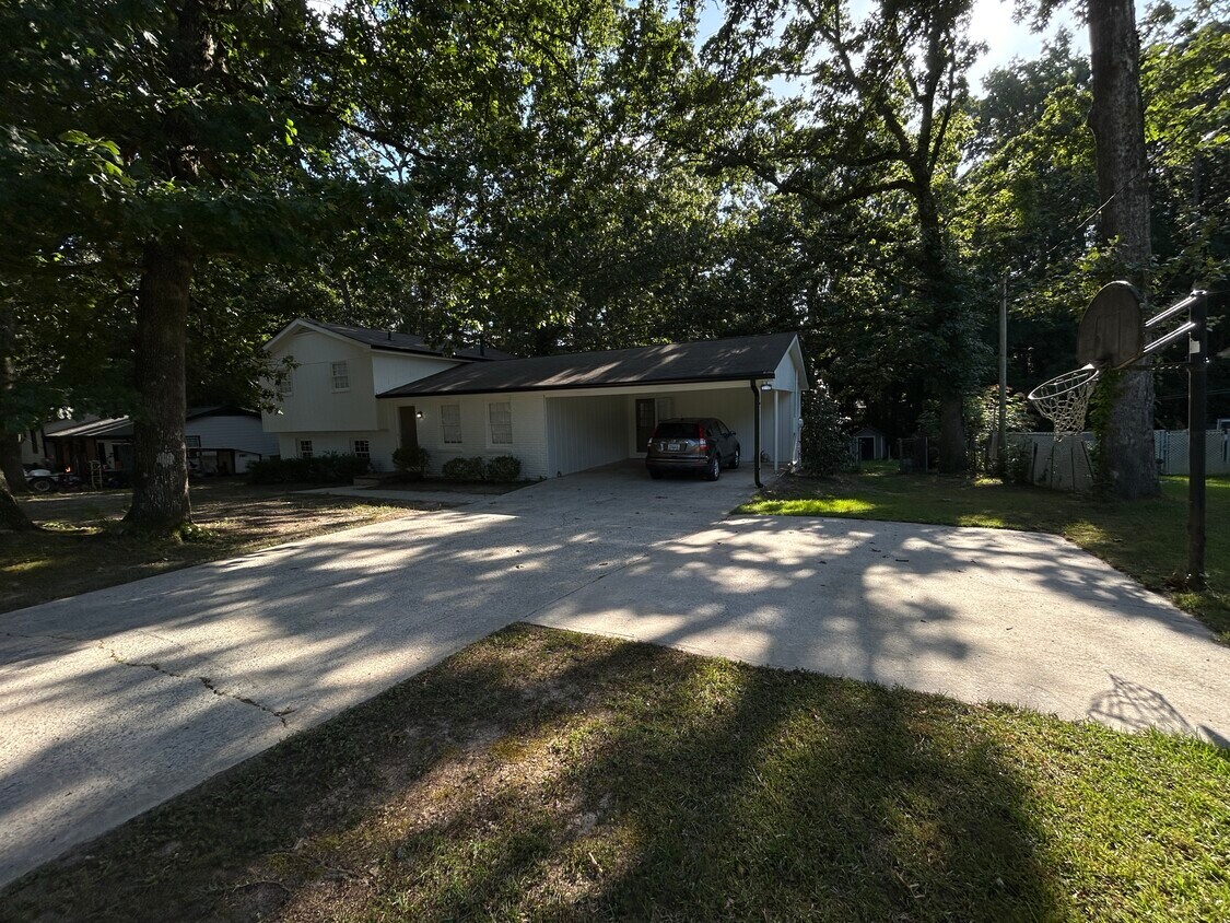 Foto principal - 140 Oakhurst Dr