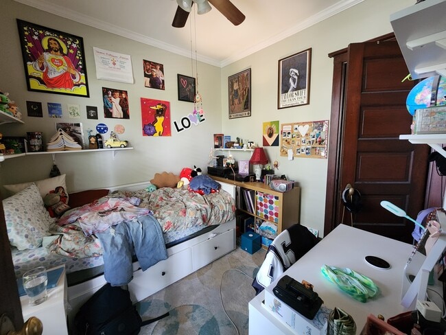 Foto del edificio - 4025 N Springfield Ave