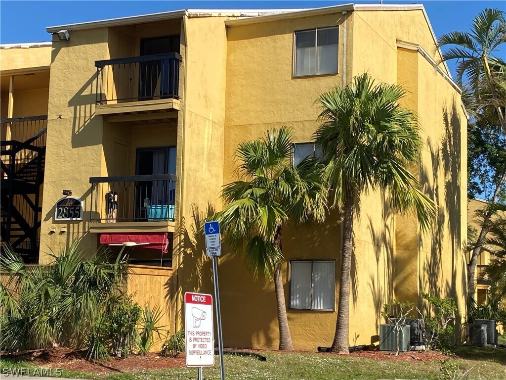 2855 Winkler Ave Unit 124, Fort Myers, FL 33916 Condo for Rent in Fort Myers, FL