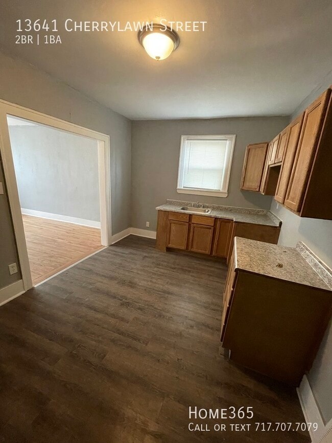 Building Photo - Cozy 2 bed 1 bath Unit