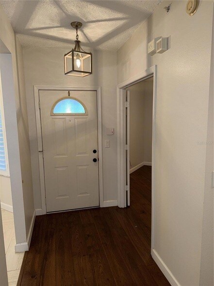 Foto del edificio - 550 Cranes Way