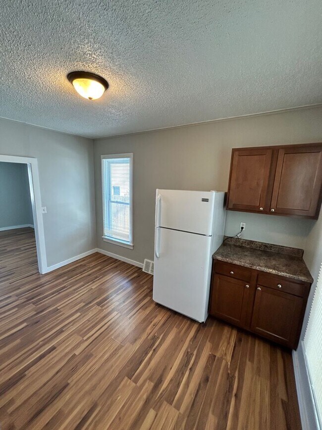 Foto del edificio - 90 E Mark St