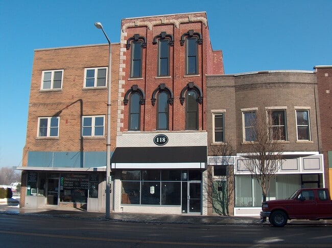 Building Photo - 118 S Main St
