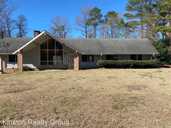 Building Photo - 3 br, 2.5 bath House - 2902 Hodges Rd