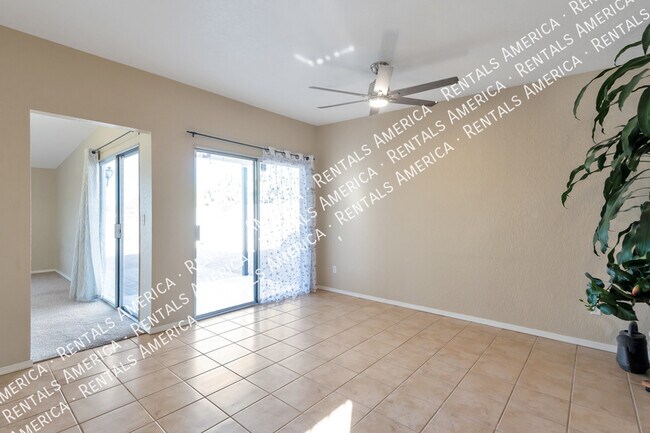 Building Photo - Coming Soon! Great NW neighborhood!