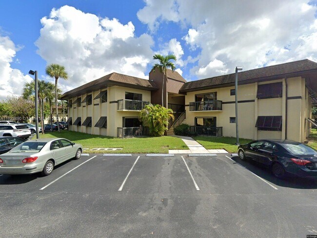 Building Photo - 7925 SW 86th St