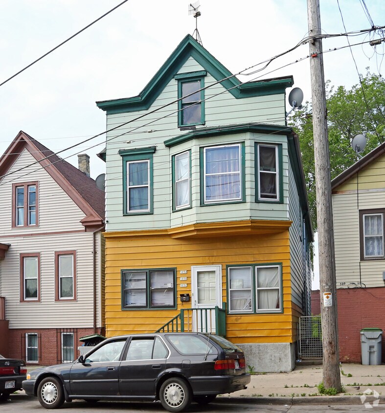 Primary Photo - 505 W Maple St