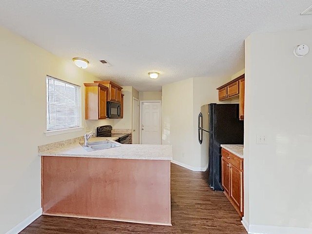 Foto del edificio - 8629 Lockerbie Ln