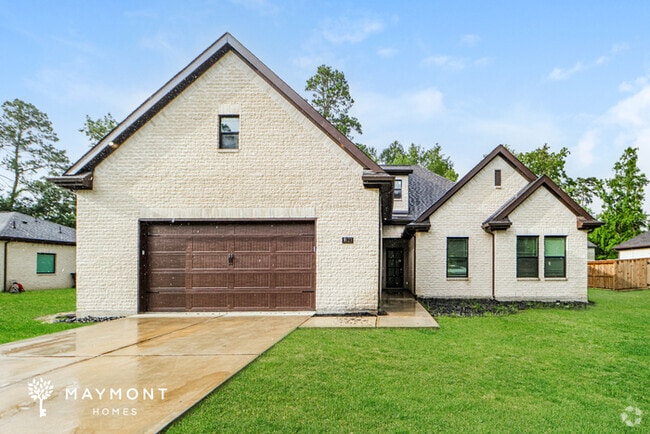 1823 Black Bear Dr