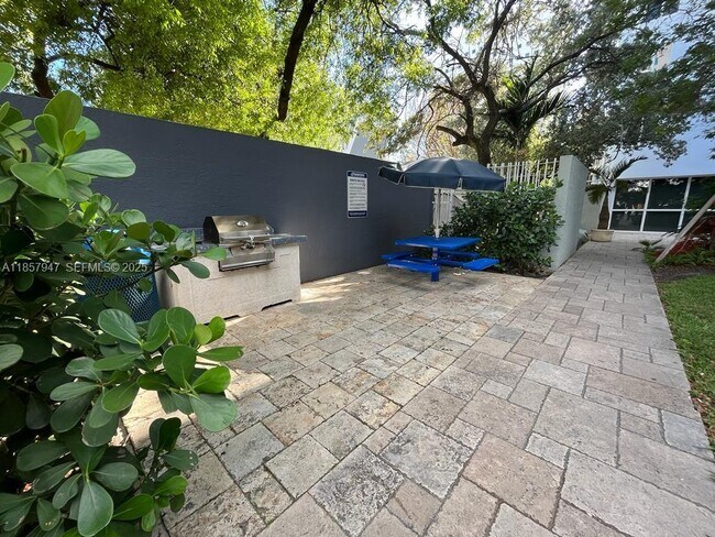 Foto del edificio - 800 N Miami Ave