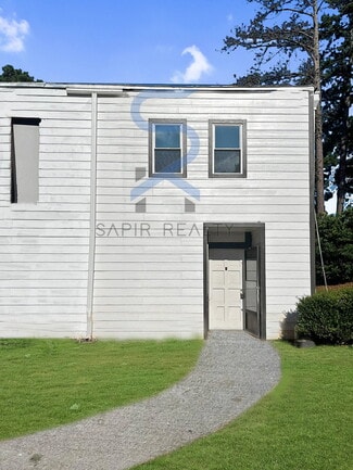 Building Photo - 2734 Penwood Pl