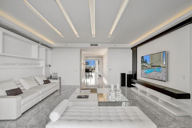 Foto del edificio - 9705 Collins Ave