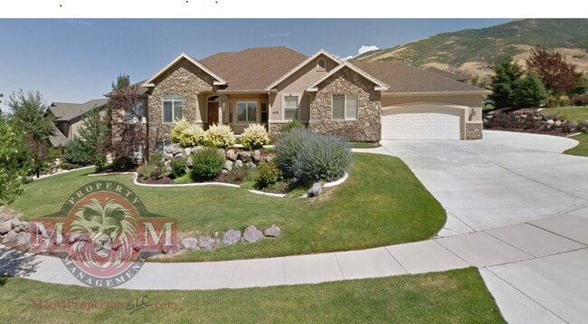 Photo - 1693 E Crimson Oak Dr House