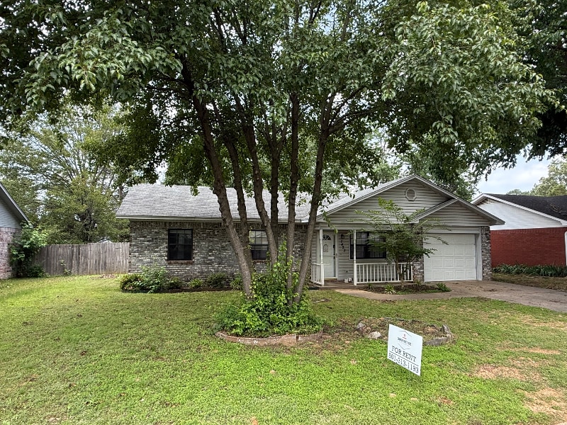 Foto principal - 1423 N Oswego Ave