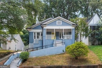 Building Photo - 954 Byron Dr SW