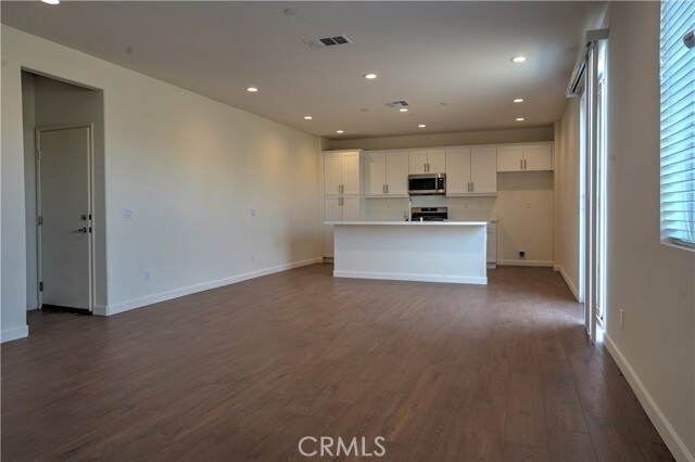 Building Photo - 139 Seapine Ct