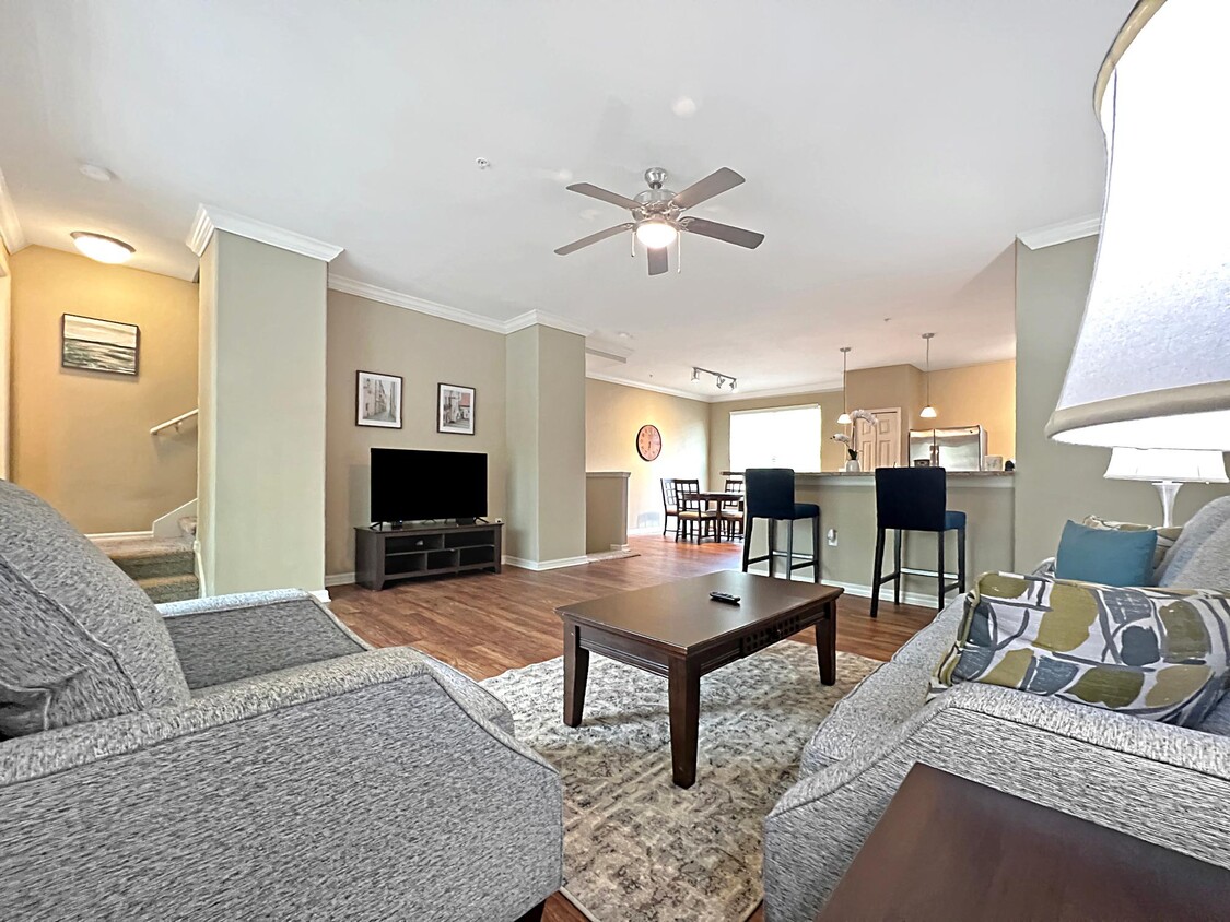 Primary Photo - 1811 Sweetbroom Cir