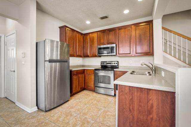 Foto del edificio - 3 bedroom in Jacksonville FL 32216