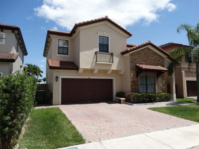Building Photo - 671 SE 37th Pl