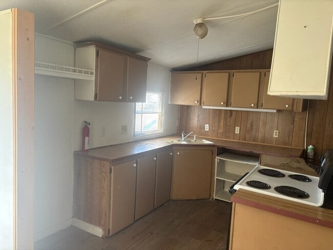 Building Photo - 21 Oddie Ln